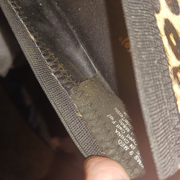 Apt. 9 slip on leopard print shoes - Picture 4 of 7